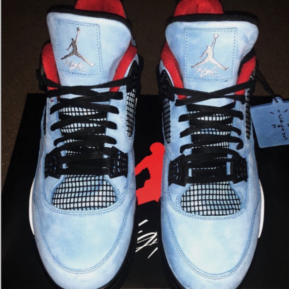 Jordan x travis scott